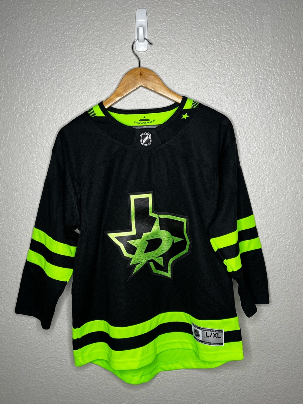 NHL Dallas Stars Blackout Alternate Jersey Fight Strap Primegreen Youth L/XL
